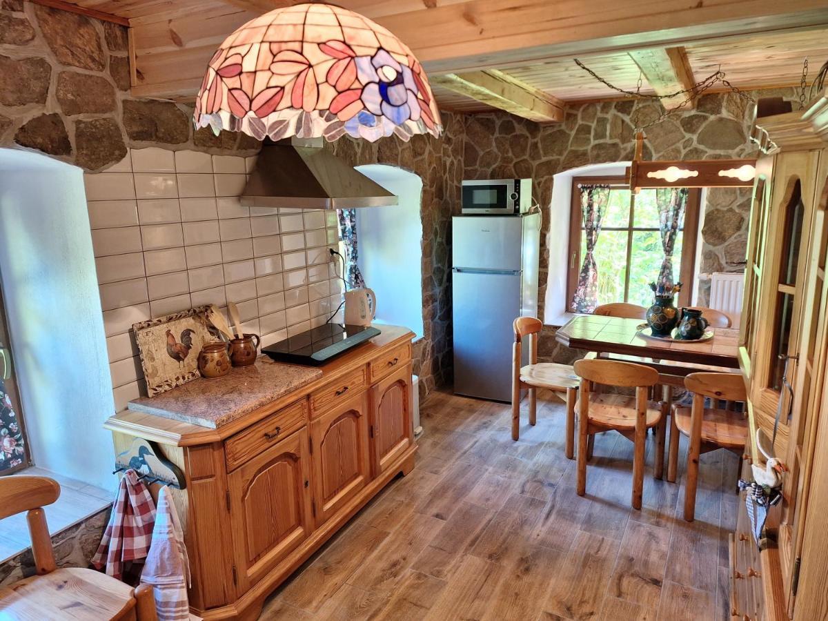 Dom Caloroczny Jozefinka W Karkonoszach Villa Kowary Exterior photo