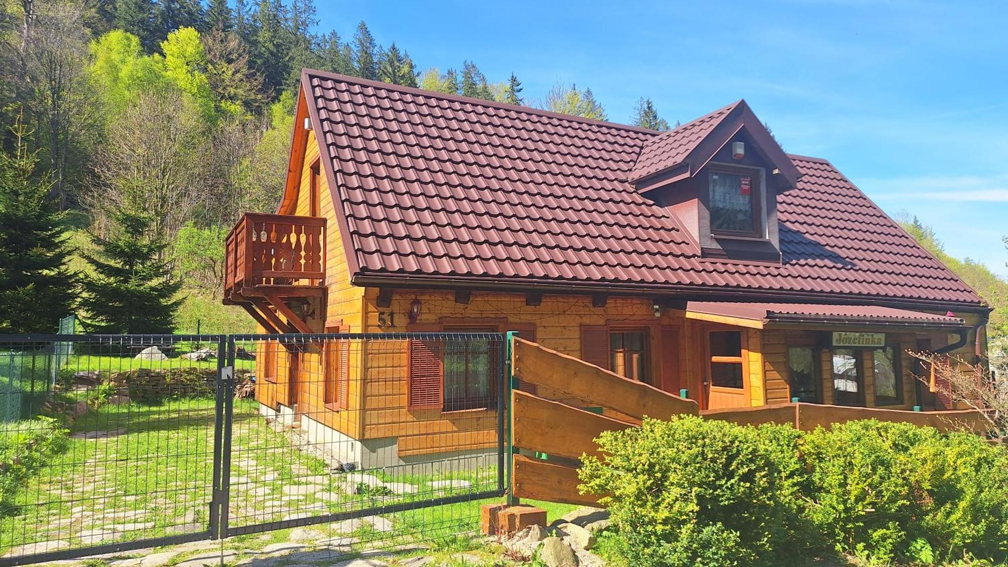 Dom Caloroczny Jozefinka W Karkonoszach Villa Kowary Exterior photo
